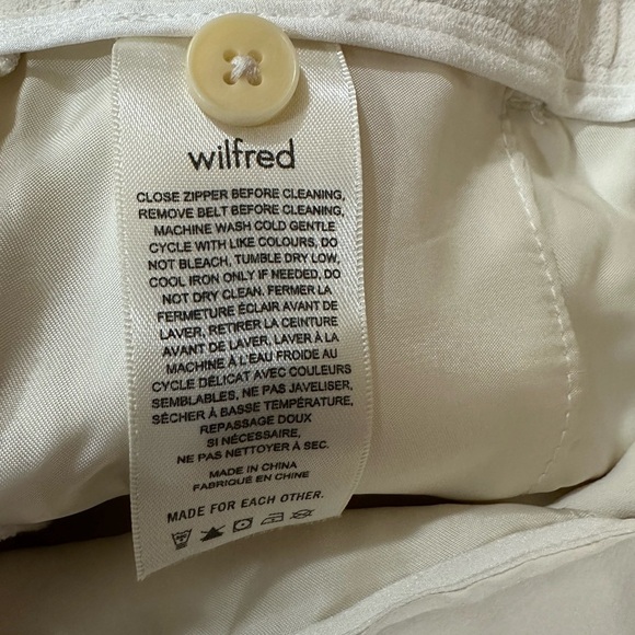 Wilfred Cream Women's Shorts - Picture 5 of 8